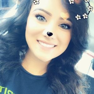 Meet your Posher, Zoe